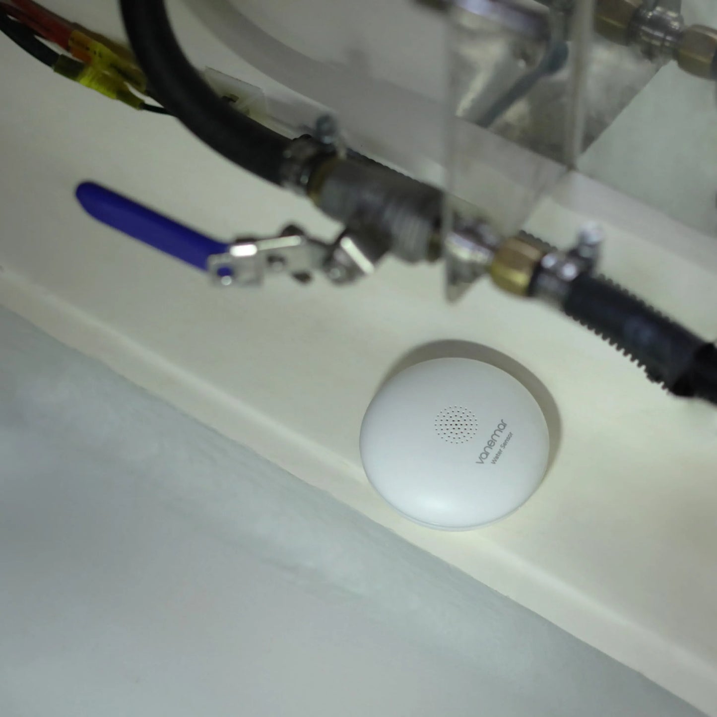 vanemar water sensor usage on the boat bilge.